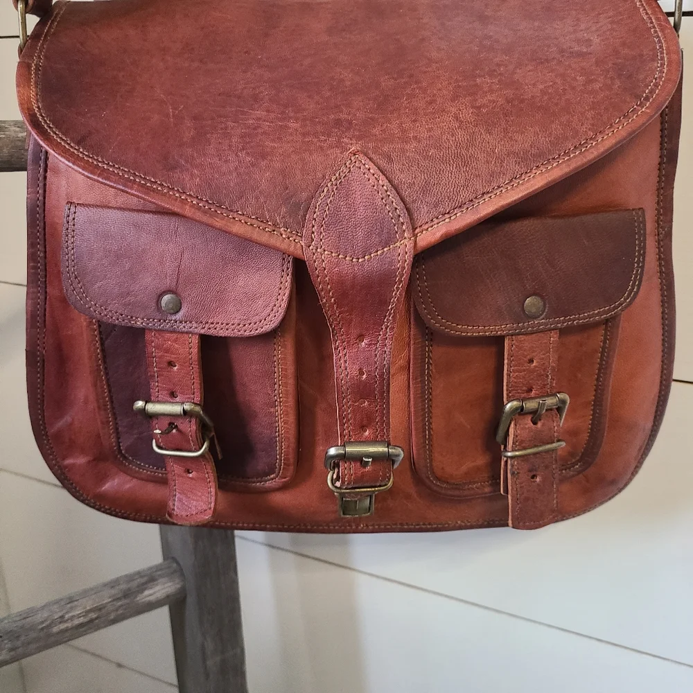 Komals passion leather purse. - Picture 7 of 7